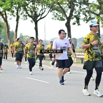 Runner Photo 6285975