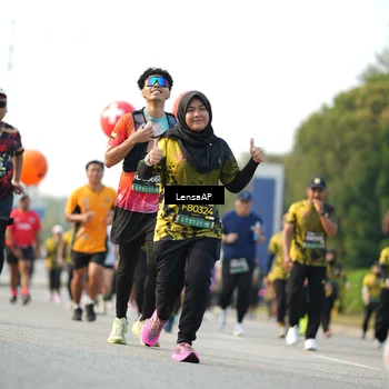 Runner Photo 6286103