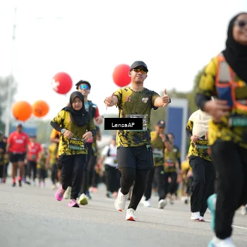 Runner Photo 6286135