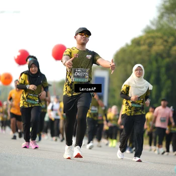 Runner Photo 6286138