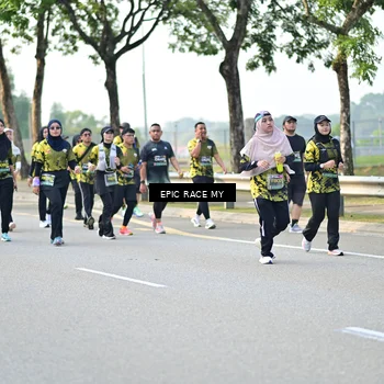 Runner Photo 6286242