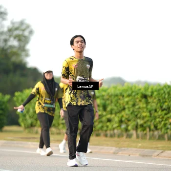 Runner Photo 6286677