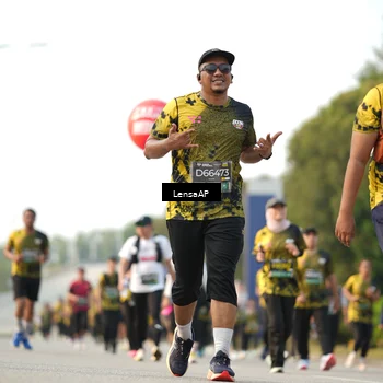 Runner Photo 6287043