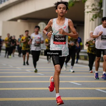 Runner Photo 6287047
