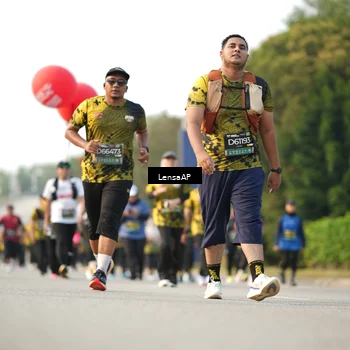 Runner Photo 6287076
