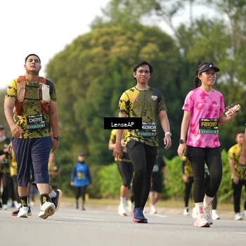 Runner Photo 6287095