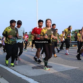 Runner Photo 6287556