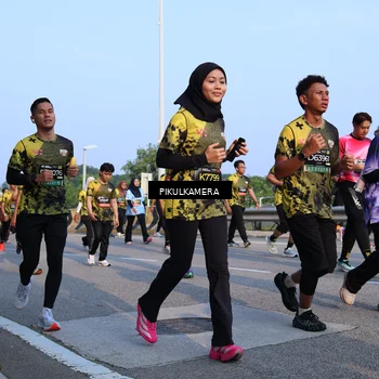 Runner Photo 6287660