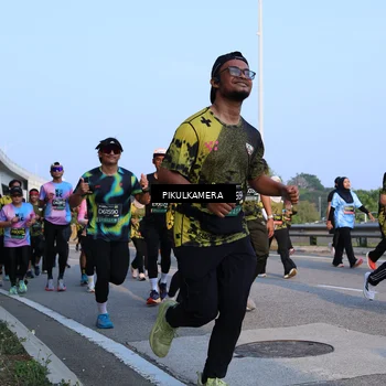 Runner Photo 6287725