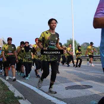 Runner Photo 6287818