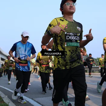 Runner Photo 6287907