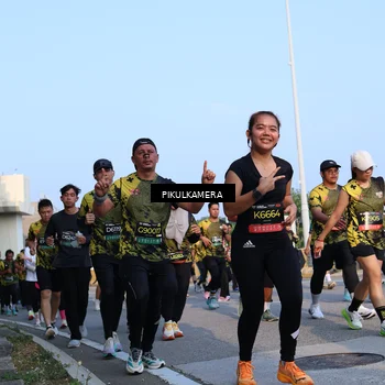 Runner Photo 6287996