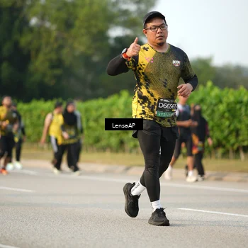 Runner Photo 6288019