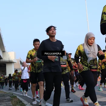 Runner Photo 6288072