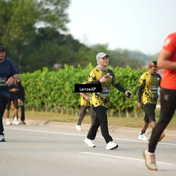 Runner Photo 6288078