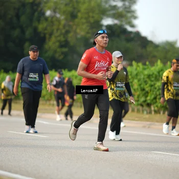 Runner Photo 6288119