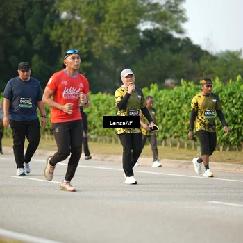 Runner Photo 6288123