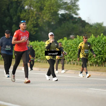 Runner Photo 6288131