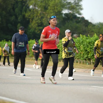 Runner Photo 6288142