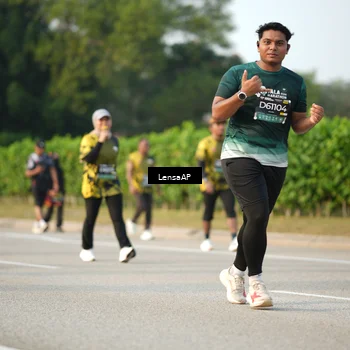 Runner Photo 6288149