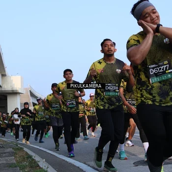 Runner Photo 6288293