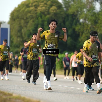 Runner Photo 6288333