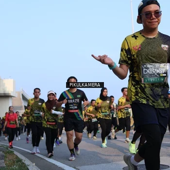 Runner Photo 6288609
