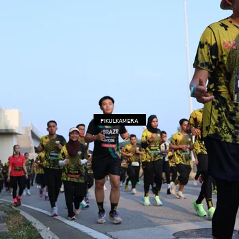 Runner Photo 6288625
