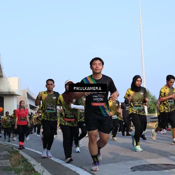 Runner Photo 6288660