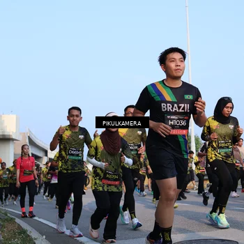 Runner Photo 6288680