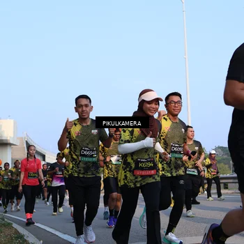 Runner Photo 6288700