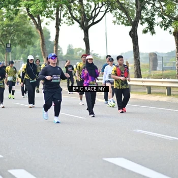 Runner Photo 6288720