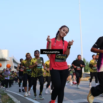 Runner Photo 6288842
