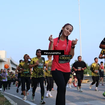 Runner Photo 6288870