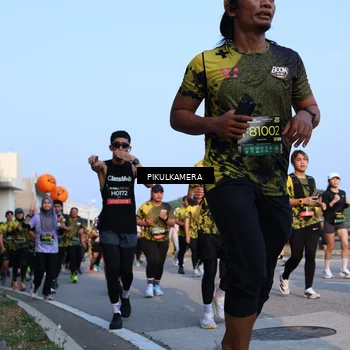 Runner Photo 6288937