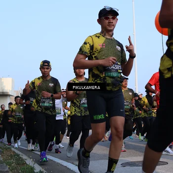 Runner Photo 6289218