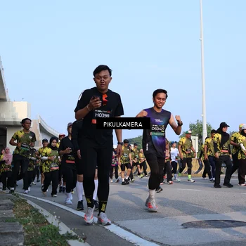 Runner Photo 6289670