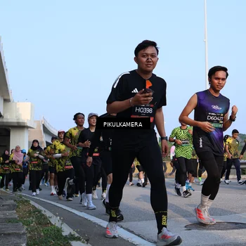 Runner Photo 6289736