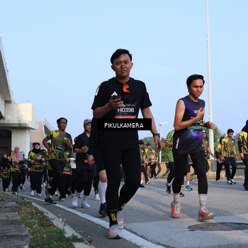 Runner Photo 6289739