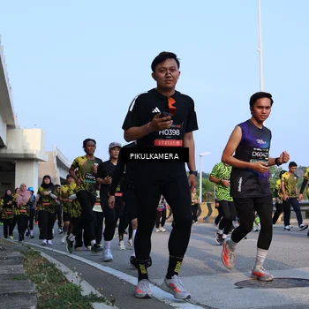 Runner Photo 6289743
