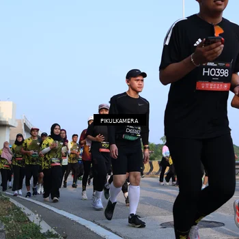 Runner Photo 6289811