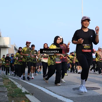 Runner Photo 6289883