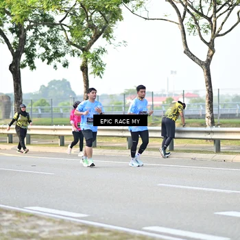Runner Photo 6289942