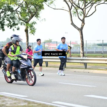 Runner Photo 6289952