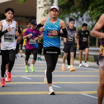Runner Photo 6289980
