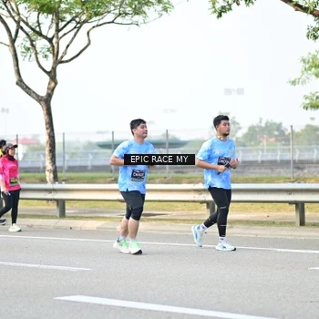 Runner Photo 6289996