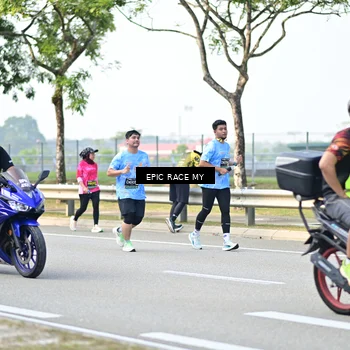 Runner Photo 6289999