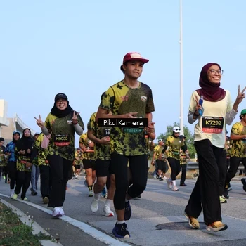 Runner Photo 6290005