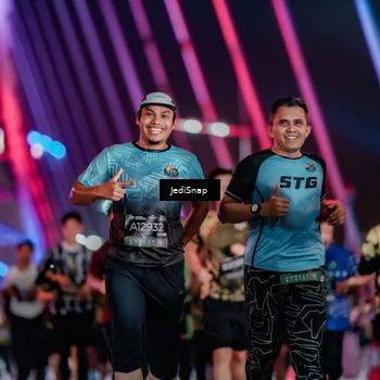 Runner Photo 6290035