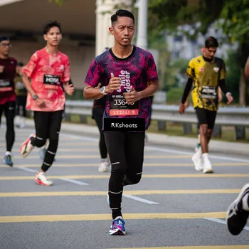 Runner Photo 6290042